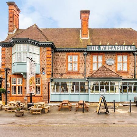 The Wheatsheaf By Innkeeper'S Collection Woking Exterior foto